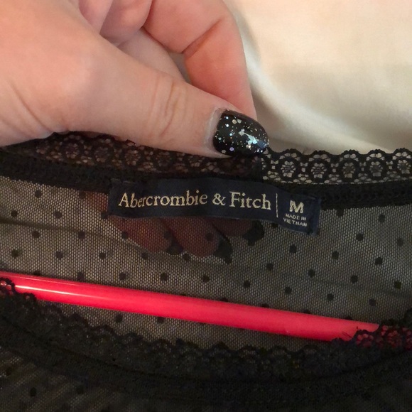 Abercrombie & Fitch mesh polka dot top - Picture 3 of 3